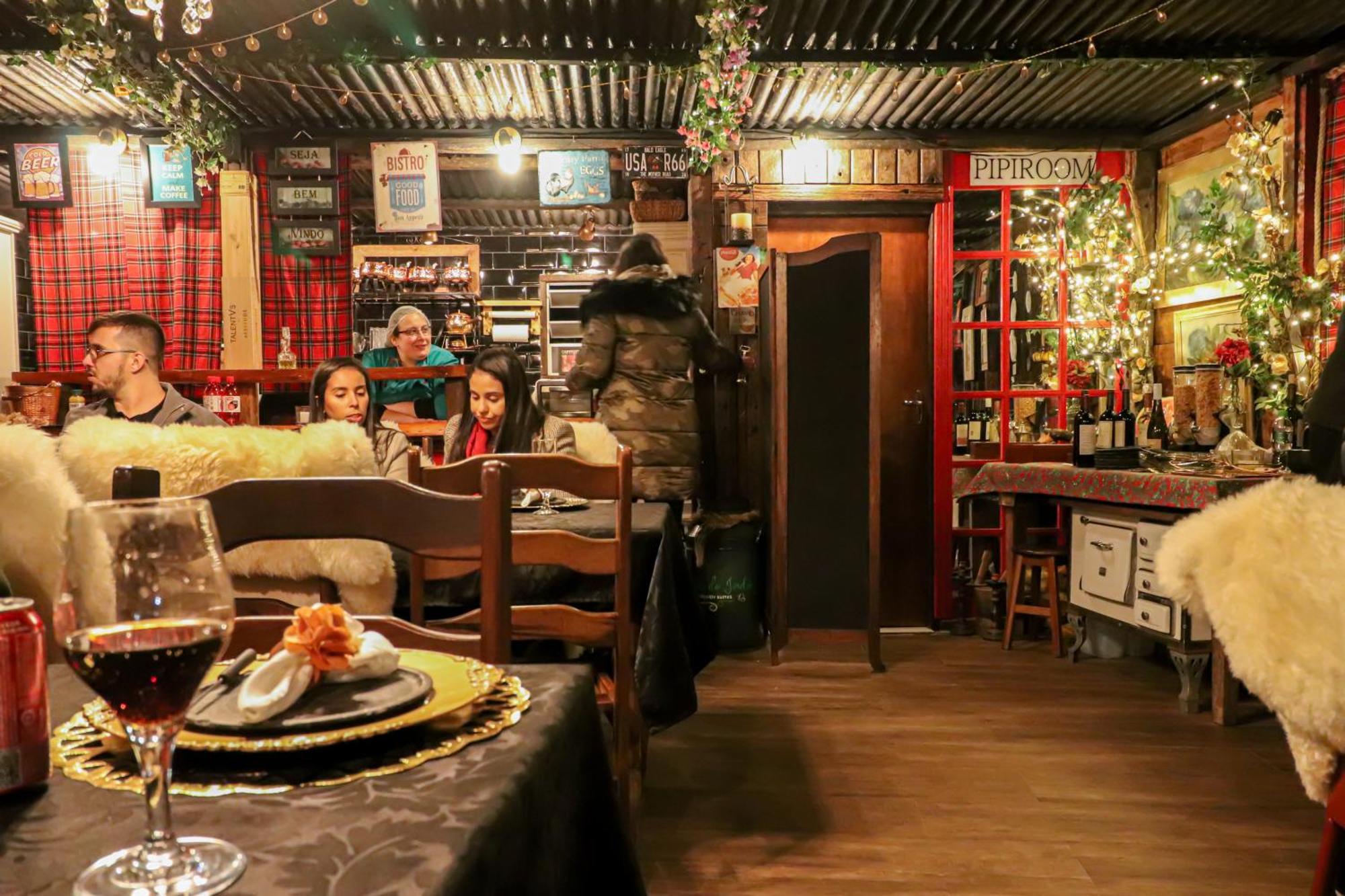 Pousada Campos Do Jordao Suites ภายนอก รูปภาพ