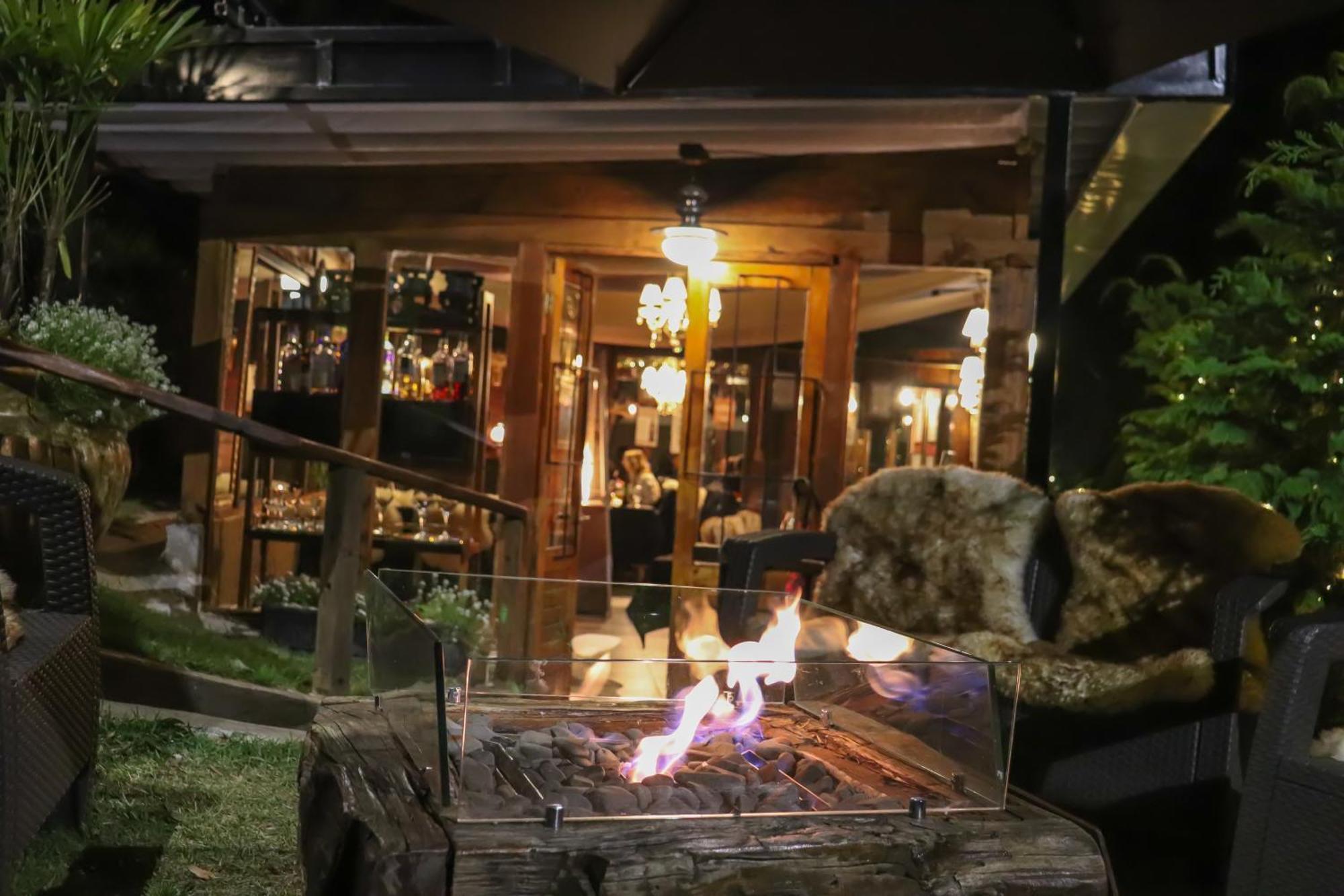 Pousada Campos Do Jordao Suites ภายนอก รูปภาพ