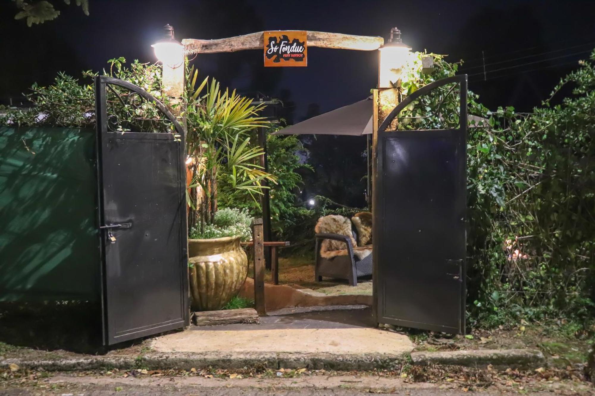 Pousada Campos Do Jordao Suites ภายนอก รูปภาพ