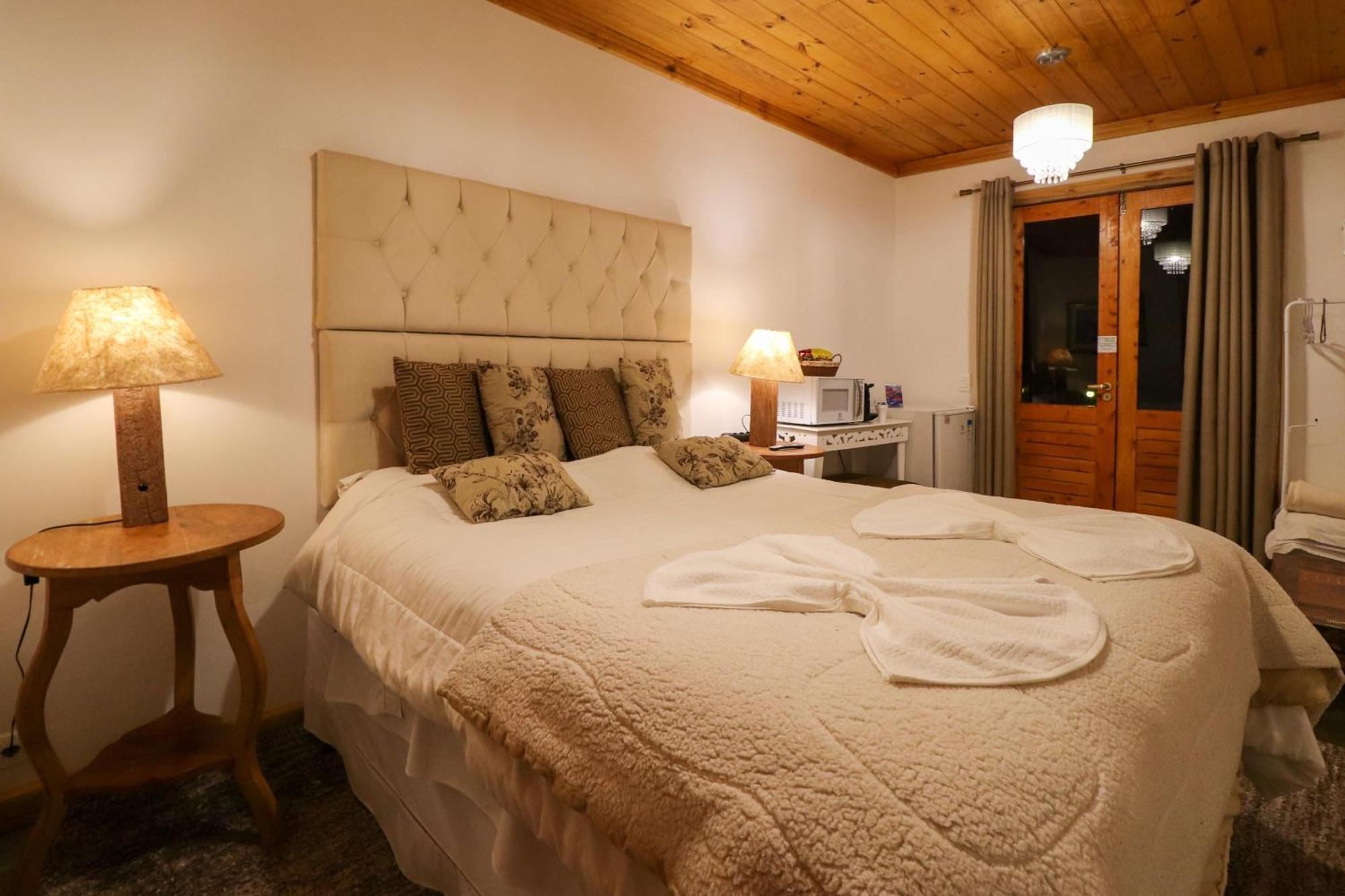 Pousada Campos Do Jordao Suites ภายนอก รูปภาพ